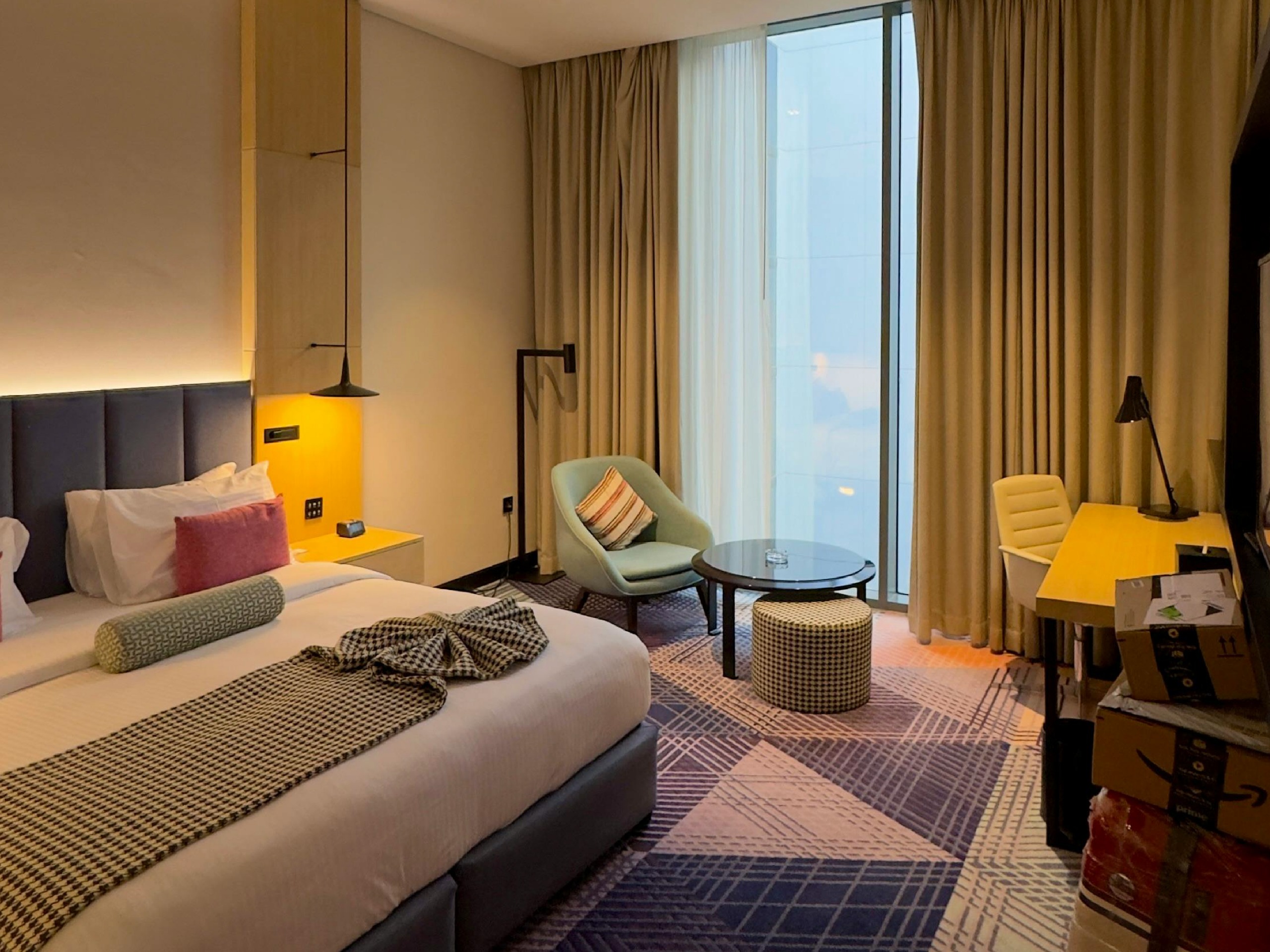 H2-P510 — فندق جلوريا كوين بارك